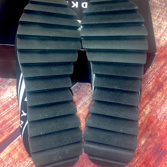 ❌SOLD DKNY Abbi Sneakers - Picture 9 of 10